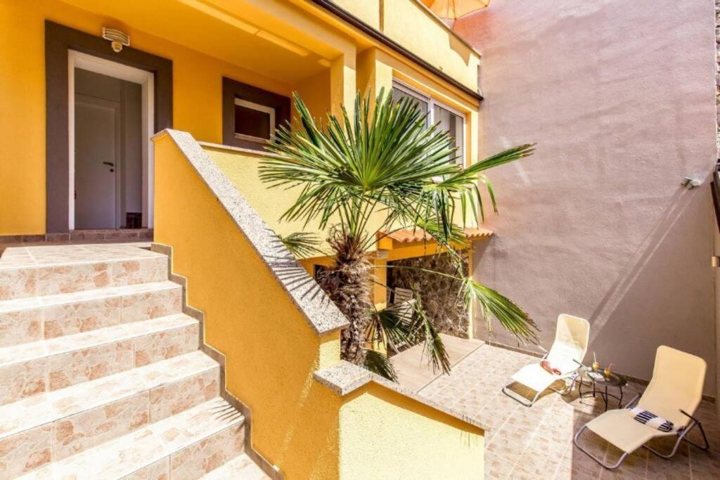 Apartamento Tin 2 Vrbnik Exterior foto
